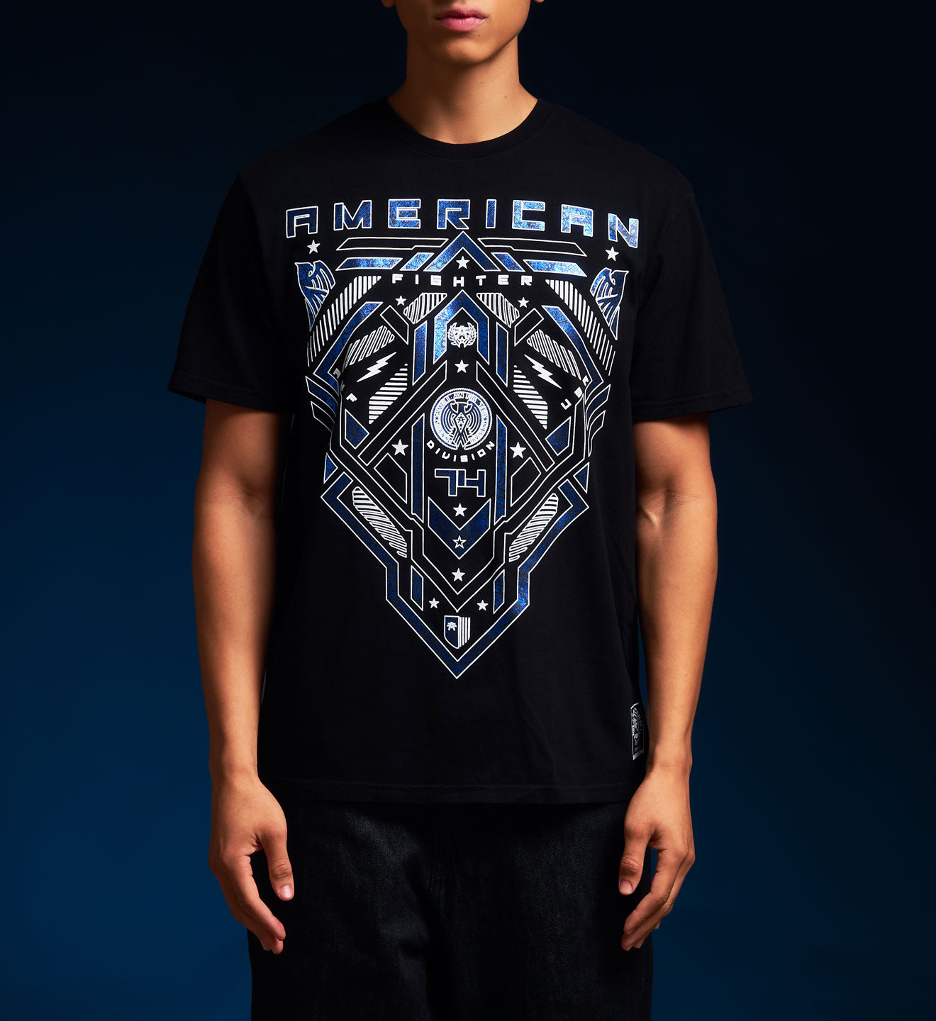Cantil Tee